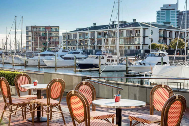 21 Viaduct Cafe